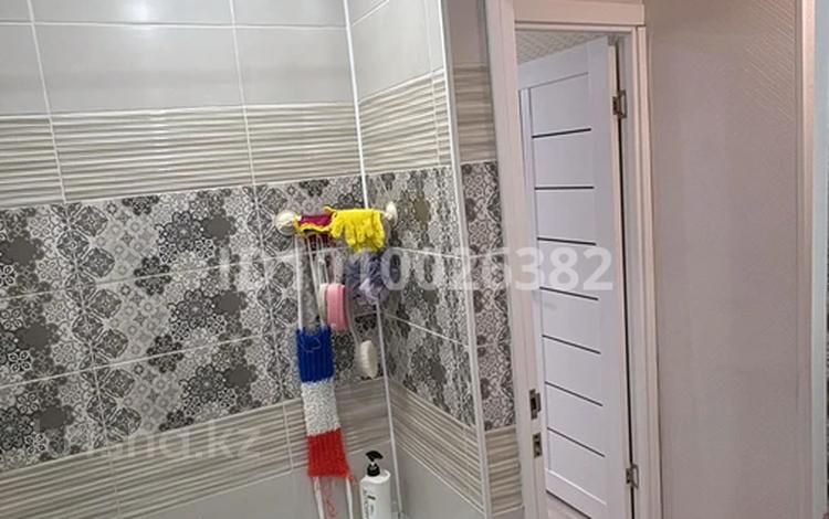 2-комнатная квартира · 55 м² · 10/10 этаж, гагарина 1/3 — район 22школы рядом алтындар супермаркет за 20 млн ₸ в Уральске — фото 2