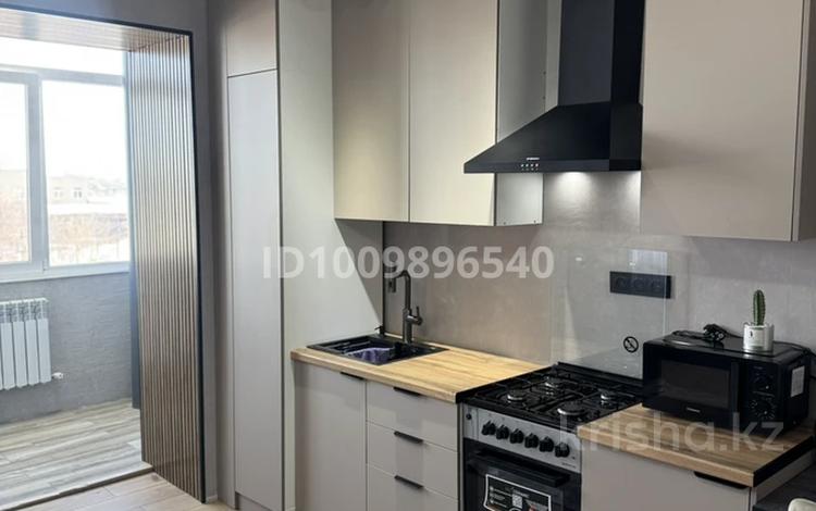 1-бөлмелі пәтер · 40 м² · 4/9 қабат, мкр Омега, Молдашева 20/1, бағасы: 180 000 〒 в Уральске — фото 12