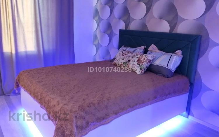 2-бөлмелі пәтер · 55 м² · 2/9 қабат, Герцена 80 — Жамакаева, бағасы: 18 000 ₸ в Семее — фото 2
