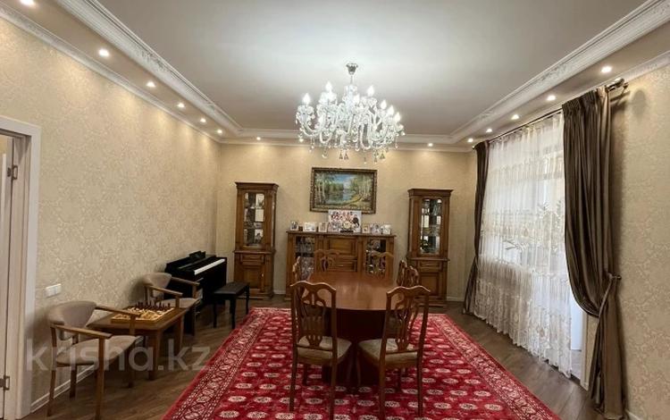 3-комнатная квартира · 128 м² · 2/9 этаж, Уранхаева 28 за 75 млн ₸ в Семее — фото 5