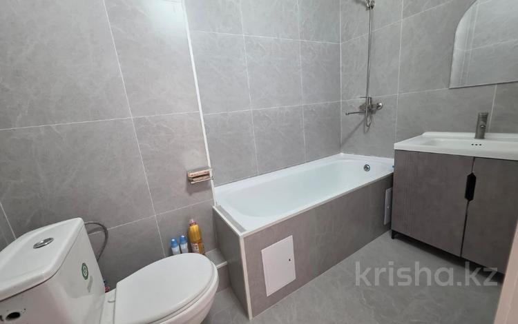 1-бөлмелі пәтер · 40 м² · 4/6 қабат, мкр Кокжиек, бағасы: 21 млн ₸ в Алматы, Жетысуский р-н — фото 2
