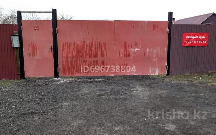 Отдельный дом · 3 комнаты · 80 м² · 600 сот., Макажанова 32 за 17 млн ₸ в Ленинском — фото 2