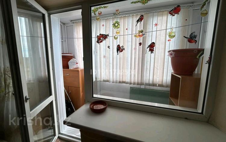 3-бөлмелі пәтер · 52 м² · 5/5 қабат, Пришахтинск, Пришахтинск, 21й микрорайон 12, бағасы: 13 млн ₸ в Караганде, Алихана Бокейханова р-н — фото 2