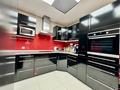 5-бөлмелі пәтер · 239.6 м² · 5/6 қабат, мкр Михайловка , Аманжолова 3, бағасы: 99.9 млн ₸ в Караганде, Казыбек би р-н — фото 9