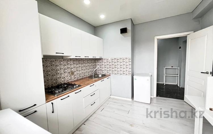 3-комнатная квартира · 78 м² · 9/10 этаж, Жунисова за 35.5 млн ₸ в Алматы, Наурызбайский р-н — фото 3
