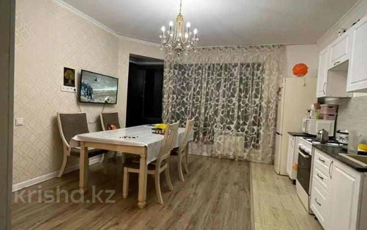 2-бөлмелі пәтер · 60 м² · 1/5 қабат, Думан-2, бағасы: 39 млн ₸ в Алматы, Медеуский р-н — фото 3