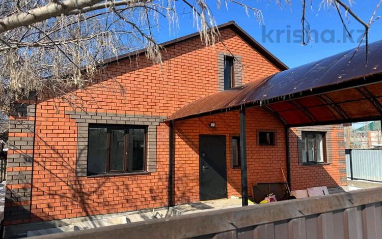 Отдельный дом · 4 комнаты · 145 м² · 4 сот., Старый город, Ескі қала — Ойыл 25 за 33 млн ₸ в Актобе — фото 2