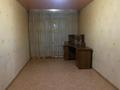 3-комнатная квартира · 60 м² · 5/5 этаж, мкр Новый Город, Пичугина за 15.5 млн ₸ в Караганде, Казыбек би р-н — фото 9