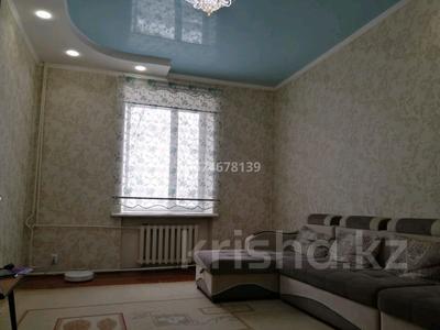 Продажа квартир в Жамбылской обл.: 3-комнатная квартира · 73 м² · 1/2 этаж, Аппаева за 15.5 млн 〒 3-комнатная квартира · 73 м² · 1/2 этаж, Аппаева за 15.5 млн 〒 в Таразе