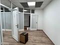 Еркін, кеңселер, дүкендер мен бутиктер, қоймалар, қоғамдық тамақтану орны, сұлулық салондары, монша, қонақ үй және демалыс орындары, фитнес және спорт, медорталықтар мен дәріханалар, білім орталықтары, ойын-сауық, конференц-залдар, кабинеттер және жұмыс орындары, студиялар · 78.1 м², бағасы: 400 000 ₸ в Астане, Сарыарка р-н — фото 4