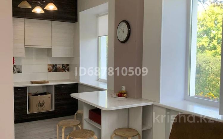 Продажа 2-комнатной квартиры - №687810509: Аварийная — Стекляшка ...