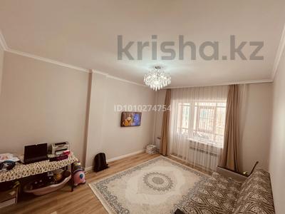2-бөлмелі пәтер · 72 м² · 8/9 қабат, Максут Нарикбаев 12 — Район пер. ул. М. Нарикбаева и ул. Баян-Сулу, бағасы: 85 млн ₸ в Астане, Нура р-н