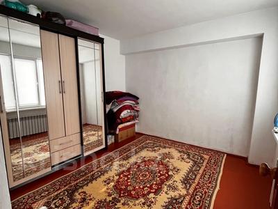 Аренда квартир в Атырауской обл.: 3-комнатная квартира · 49.5 м² · 3/5 этаж, мкр Центральный, Абая 25 за 140 000 〒 3-комнатная квартира · 49.5 м² · 3/5 этаж, мкр Центральный, Абая 25 за 140 000 〒 в Атырау