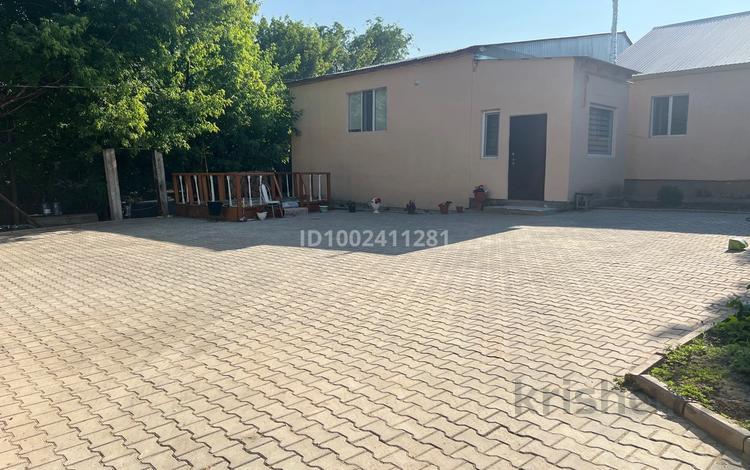 Жеке үй · 4 бөлме · 100 м² · 5.6 жүзд., Рынок. Перевалочно набержная 11, бағасы: 48 млн ₸ в Уральске — фото 2