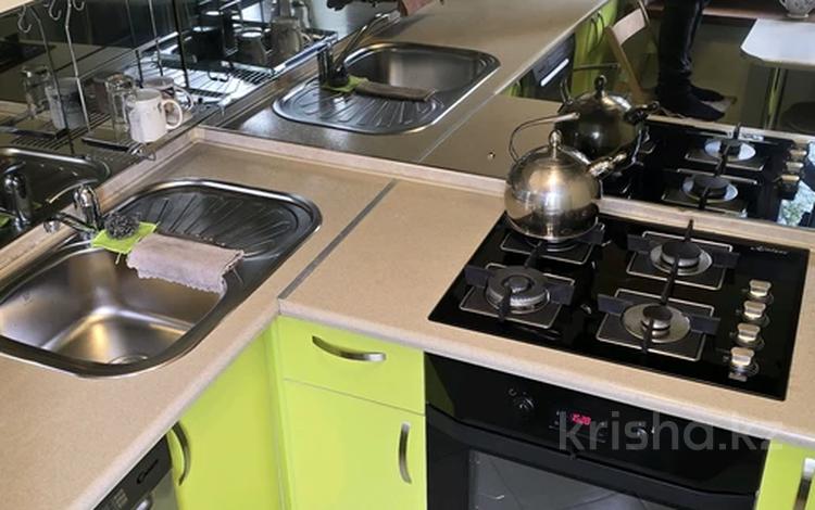 2-бөлмелі пәтер · 44 м² · 3/4 қабат, Шашкина 25 — Аль Фараби, бағасы: 300 000 ₸ в Алматы, Медеуский р-н — фото 2