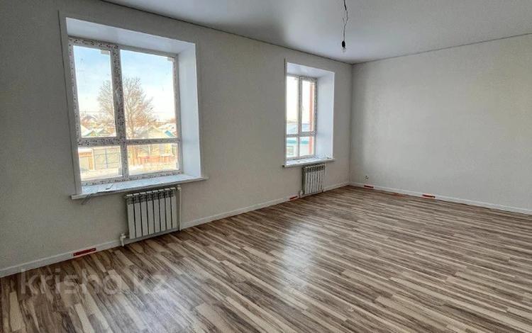 3-бөлмелі пәтер, 90.5 м², 5/5 қабат, И. Алтынсарина 228/Б, бағасы: ~ 31.2 млн 〒 в Костанае — фото 2