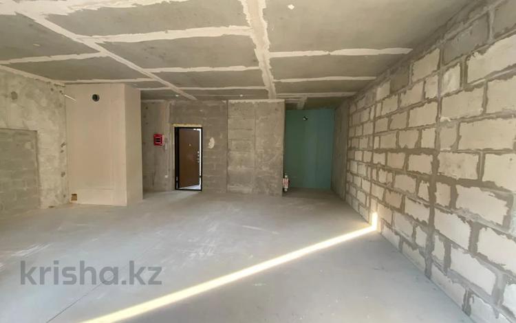 2-комнатная квартира, 70 м², 8/16 этаж, Сатпаева 90/43а