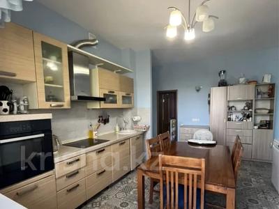 Продажа квартир в Астане: 5-комнатная квартира · 186 м² · 4/5 этаж, Ташенова — Парк Ататюрк-Набережная за 89.8 млн 〒 5-комнатная квартира · 186 м² · 4/5 этаж, Ташенова — Парк Ататюрк-Набережная за 89.8 млн 〒 в Астане, р-н Байконур