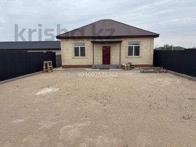 Отдельный дом · 5 комнат · 100 м² · 5 сот., Центральная 74 за 33 млн 〒 в Конаеве