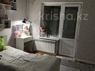 2-бөлмелі пәтер · 68 м² · 5/5 қабат, мкр Аксай-3А 39, бағасы: 280 000 ₸ в Алматы, Ауэзовский р-н