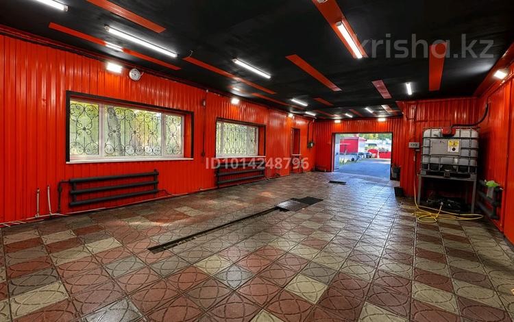 Автомойка, баня · 800 м², бағасы: 150 млн ₸ в Костанае, 3-й микрорайон — фото 26
