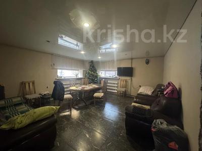 Отдельный дом · 6 комнат · 198.7 м² · 4.6 сот., Гоголя за 75 млн 〒 в Семее