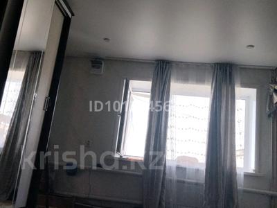 2 комнаты · 25 м² · 2/2 этаж, Сарыма датова 4 за 5 000 ₸ в Уральске
