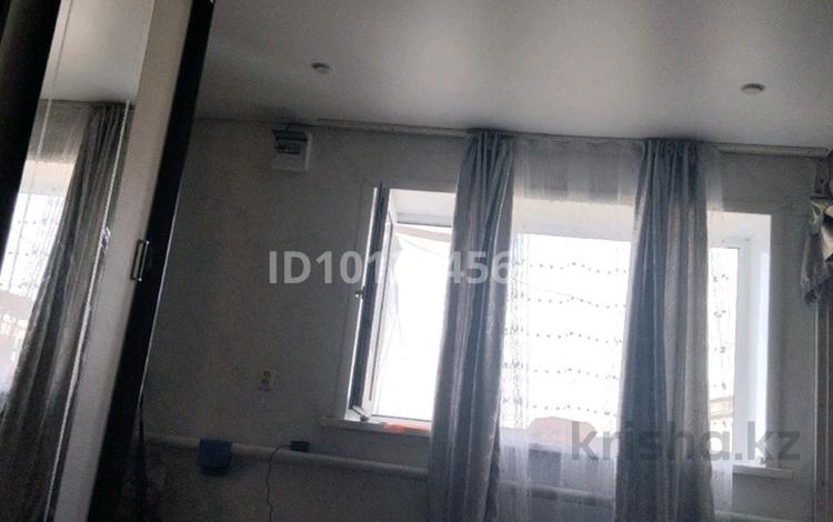 2 комнаты · 25 м² · 2/2 этаж, Сарыма датова 4 за 5 000 ₸ в Уральске — фото 2