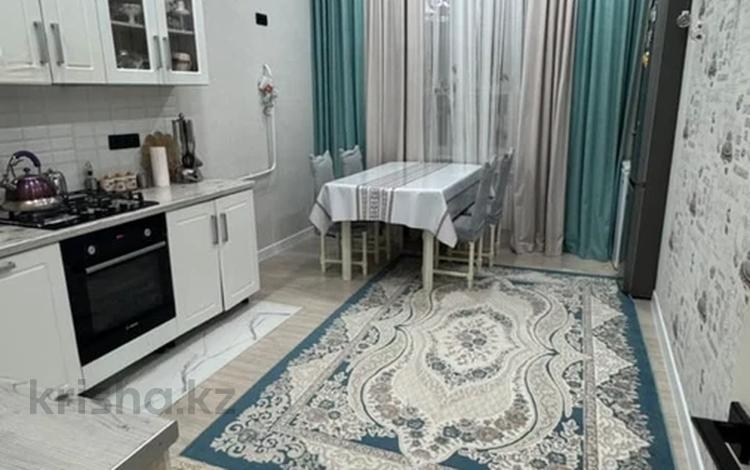 2-бөлмелі пәтер · 81 м² · 7/10 қабат, 18А ш/а 5, бағасы: 37.5 млн ₸ в Актау, 18А мкр — фото 2