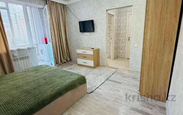 1-бөлмелі пәтер · 40 м² · 3/9 қабат, Рыскулбекова 29А, бағасы: 25 млн ₸ в Астане, Алматы р-н — фото 2