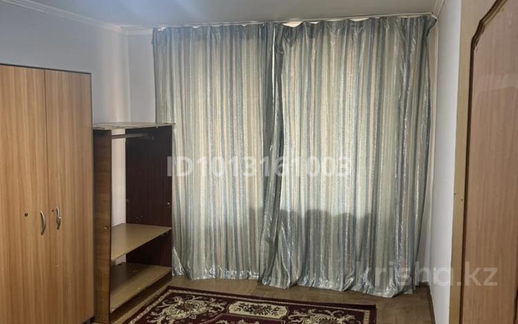 3-бөлмелі пәтер · 65 м², мкр Таугуль 48, бағасы: 300 000 ₸ в Алматы, Ауэзовский р-н — фото 2