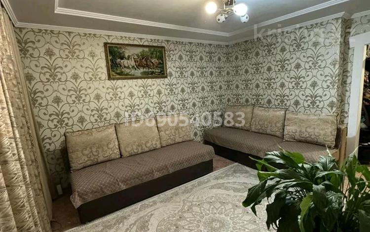 2-комнатная квартира, 40 м², 2/2 этаж, Сатпаева 11 — Затон за 8.5 млн 〒 в Семее — фото 3