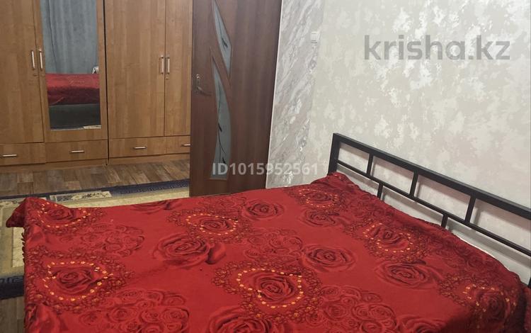 2-комнатная квартира · 45 м² · 4/5 этаж, мкр Самал 32 за 120 000 ₸ в Таразе — фото 2