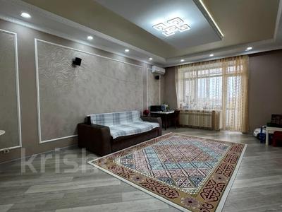 5-бөлмелі пәтер · 180 м² · 7/9 қабат, Алтын орда ш/а., Тауелсиздик, бағасы: 55 млн ₸ в Актобе, мкр. Алтын орда