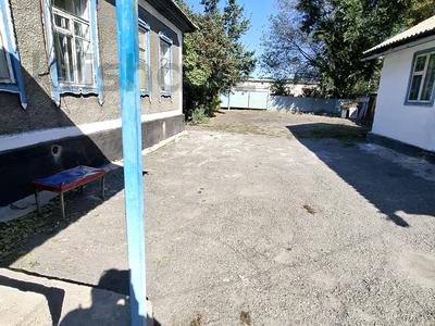 Жеке үй · 4 бөлме · 60 м² · 18 жүзд., Абая — Заря, бағасы: 15 млн ₸ в Талдыкоргане