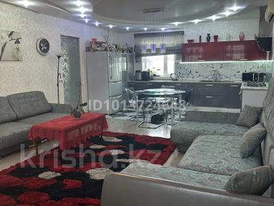 Жеке үй · 6 бөлме · 190 м² · 10 жүзд., Тургайская 75А — Толкунова, бағасы: 99 млн ₸ в Щучинске