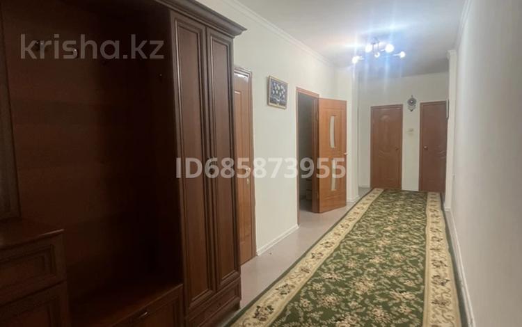 3-бөлмелі пәтер · 83 м² · 7/9 қабат, 30-й мкр 169, бағасы: 22 млн ₸ в Актау — фото 8