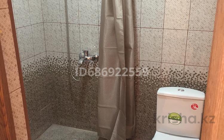 1-бөлмелі пәтер · 50 м² · 2/2 қабат, мкр Самал-1 631, бағасы: 100 000 ₸ в Шымкенте, Абайский р-н — фото 9