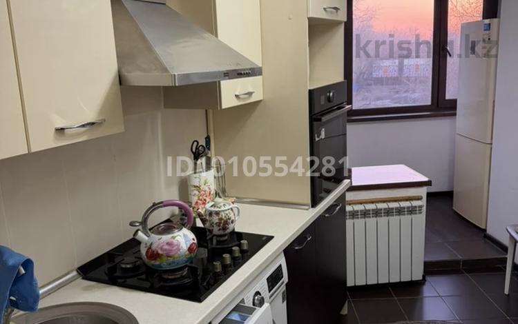3-бөлмелі пәтер · 90 м² · 2/12 қабат, Назарбаева 124 — Возле кинотеатра Казахстан, бағасы: 37 млн ₸ в Талдыкоргане, мкр Жетысу — фото 2