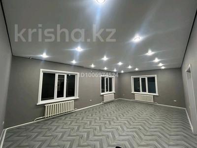 Отдельный дом · 4 комнаты · 180 м² · 4.5 сот., Машхур Жусупа — Толстого за 60 млн ₸ в Павлодаре
