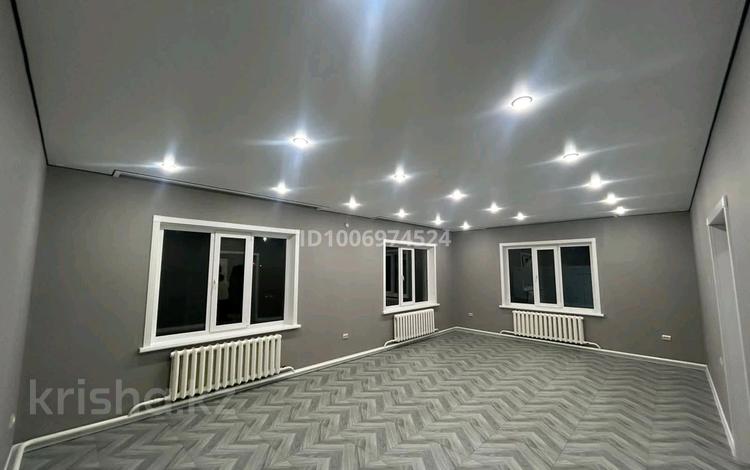 Жеке үй · 4 бөлме · 180 м² · 4.5 жүзд., Машхур Жусупа — Толстого, бағасы: 60 млн ₸ в Павлодаре — фото 2