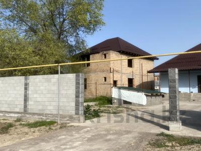 Жеке үй · 6 бөлме · 200 м² · 6 жүзд., Мәдениет ш/а. 35, бағасы: 30 млн ₸ в Алматы, Алатауский р-н