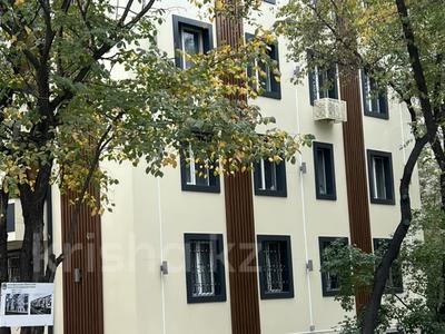 5-комнатная квартира · 178 м² · 4/8 этаж, мкр Мирас 157 — Аскарова за 990 000 ₸ в Алматы, Бостандыкский р-н