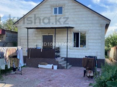Аренда домов или дач в Алматы: Отдельный дом · 3 комнаты · 120 м², мкр Улжан-1, Бозарал 10 за 550 000 〒 Отдельный дом · 3 комнаты · 120 м², мкр Улжан-1, Бозарал 10 за 550 000 〒 в Алматы, Алатауский р-н