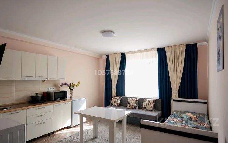 1-комнатная квартира · 40 м² · 2/4 этаж, мкр Акбулак, улица Сарытогай за 18 000 ₸ в Алматы, Алатауский р-н — фото 46