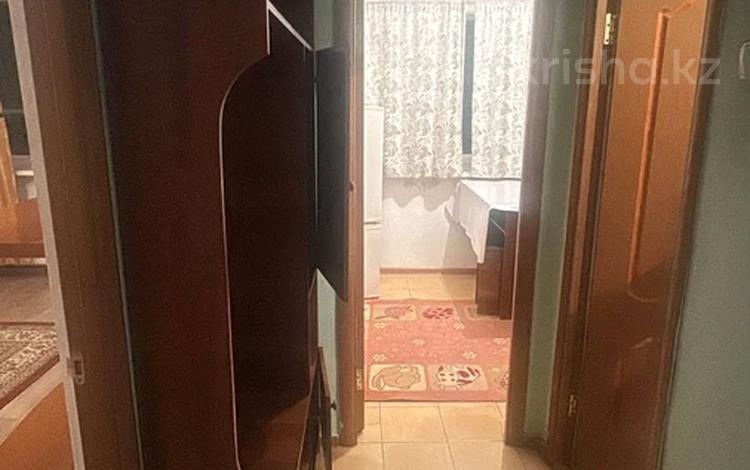 1-комнатная квартира · 35 м² · 2/5 этаж, мкр Жетысу-4 15 за 220 000 ₸ в Алматы, Ауэзовский р-н — фото 2
