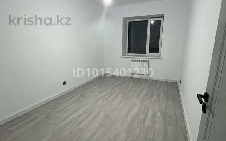 2-комнатная квартира · 60 м² · 9/10 этаж, мкр. Алтын орда за 28 млн ₸ в Актобе — фото 2