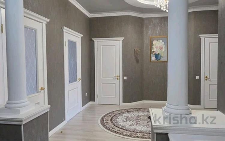3-комнатная квартира · 125 м² · 7/8 этаж, мкр. Алтын орда, Санкибай батыра за 45 млн ₸ в Актобе — фото 2
