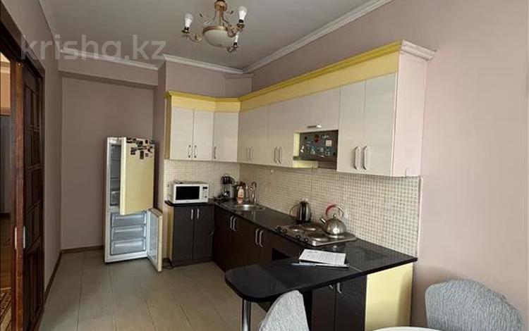 2-комнатная квартира · 88.3 м² · 8/20 этаж, Брусиловского за 49.5 млн ₸ в Алматы, Алмалинский р-н — фото 2