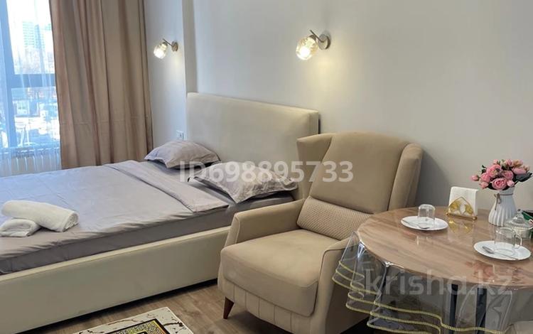 1-комнатная квартира · 40 м² · 4/13 этаж, Журавлева 28 за 350 000 ₸ в Алматы, Бостандыкский р-н — фото 2